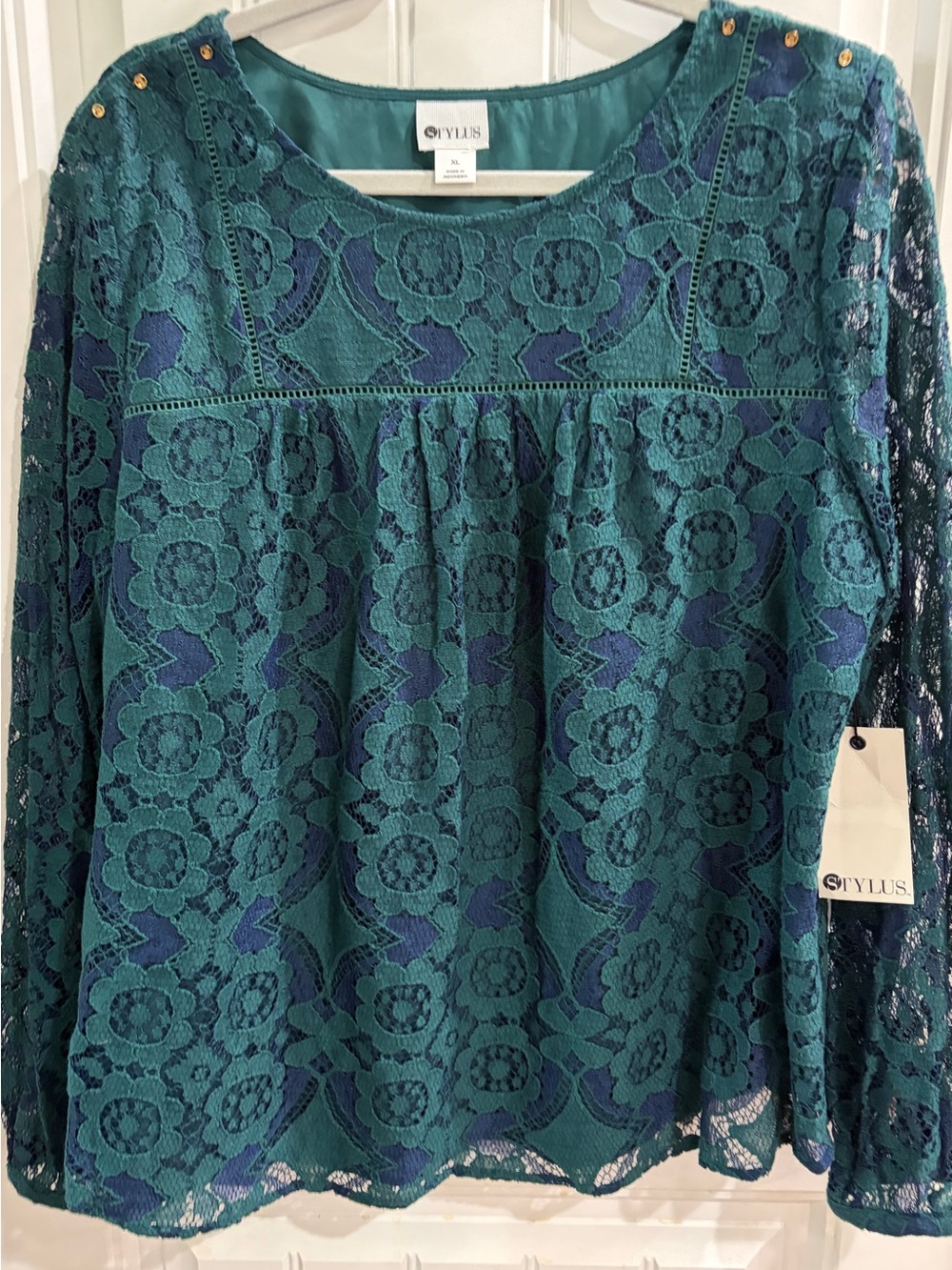 STYLUS Green & Navy Lace Long-Sleeve Blouse. Lined. NWT XL. BEAUTIFUL!